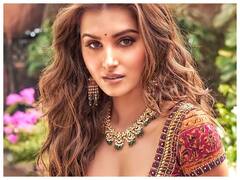 Tara Sutaria ने हर बार अपने देसी लुक से फैंस को किया इम्प्रेस, यहां देखें उनके 3 बेस्ट लुक्स