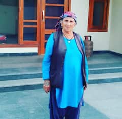 WWE Legend The Great Khali Remembers Late Mother, Shares Heartwarming Pic