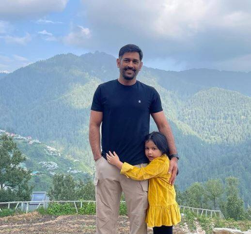 This cute photo of Ziva with her dad is going viral where the lil girl can be seen wearing a yellow dress, hugging dad Dhoni with the view of the mountain in the background. [pic credit: Instagram/Ziva Singh Dhoni]