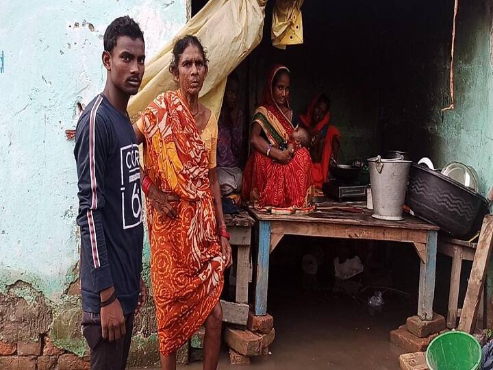 हाजीपुर: जलजमाव ने शहर की रफ्तार पर लगाया ब्रेक, घरों में घुसा बारिश का पानी, आम जनजीवन अस्त-व्यस्त