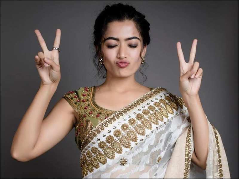 अपनी पहली ही फिल्म से साउथ की स्टार बन गई थीं Rashmika Mandanna, 4 करोड़ में बनी फिल्म ने कमाए थे 50 करोड़