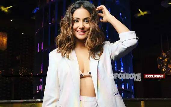 टीव्ही सीरियल 'ये रिश्ता क्या कहलाता है' या मालिकेत अक्षराच्या भूमिकेसाठी प्रसिद्ध झालेली हिना खान आज सूनेपासून बेब झाली आहे. शोमध्ये तिला दर आठवड्याला 25 लाख रुपये दिले जात होते. बिग बॉस 14 मध्ये हिना सीनियर म्हणून काही दिवस या शोमध्ये राहण्यासाठीही आली होती. यासाठी त्याला 72 लाखांची मोबदला देण्यात आला.