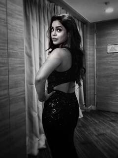 Happy Birthday Sumona Chakravarti: कपिल शर्मा की रील लाइफ वाइफ सुमोना की फीस जानकर आपके पसीने छूट जाएंगे, यहां जानिए नेट वर्थ