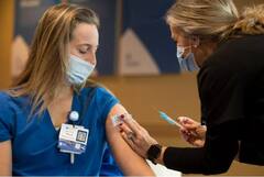 વિશ્વના આ જાણીતા દેશમાં રસીના બંને ડોઝ લઈ ચૂકેલા 4000 લોકોને થયો કોરોના