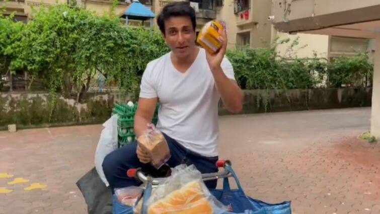 Sonu Sood selling Bread, egg and Pao and shares video on Instagram Sonu Sood on Instagram: অভিনয় ছেড়ে ডিম-পাঁউরুটি বিক্রি করছেন সোনু সুদ!