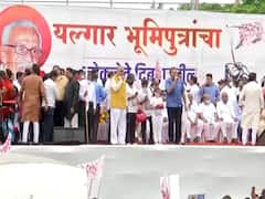 नवी मुंबई आंतरराष्ट्रीय विमानतळाला दि. बा. पाटलांच्या नावासाठी स्थानिकांचा एल्गार, 15 ऑगस्टपर्यंत नाव नाही दिलं तर...