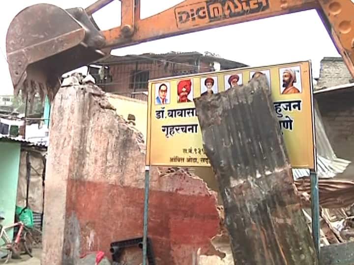 आंबिल ओढा परिसरातील या 100 गुंठ्याच्या प्लॉटवर शहरातील अनेक बिल्डर्संची नजर असल्याचा आरोप या परिसरातील नागरिकांनी केली आहे.