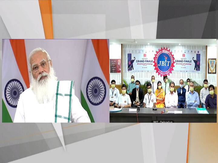 PM Narendra Modi interacts with participants of Toycathon-2021 via video conferencing Toycathon-2021: पीएम मोदी ने कहा- ग्लोबल टॉय मार्केट में भारत की हिस्सेदारी बहुत कम, करोड़ों रुपया जा रहा देश के बाहर