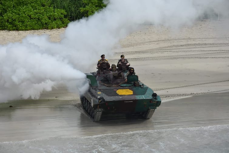 बढ़ेगी भारत की ताकत: सेना को जल्द मिलेंगी 1750 बख्तरबंद गाड़ियां और 350 टैंक