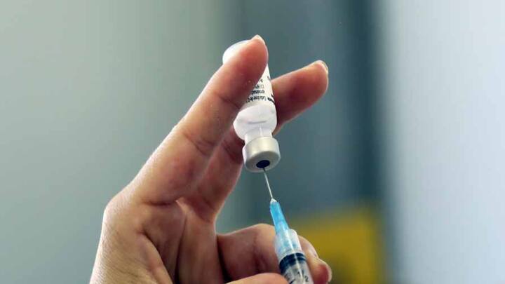 Punjab Health Minister Balbir Singh Sidhu alleges state got less corona vaccine than BJP ruled states पंजाब के स्वास्थ्य मंत्री का आरोप, राज्य को बीजेपी शासित प्रदेशों की तुलना में कम वैक्सीन मिली