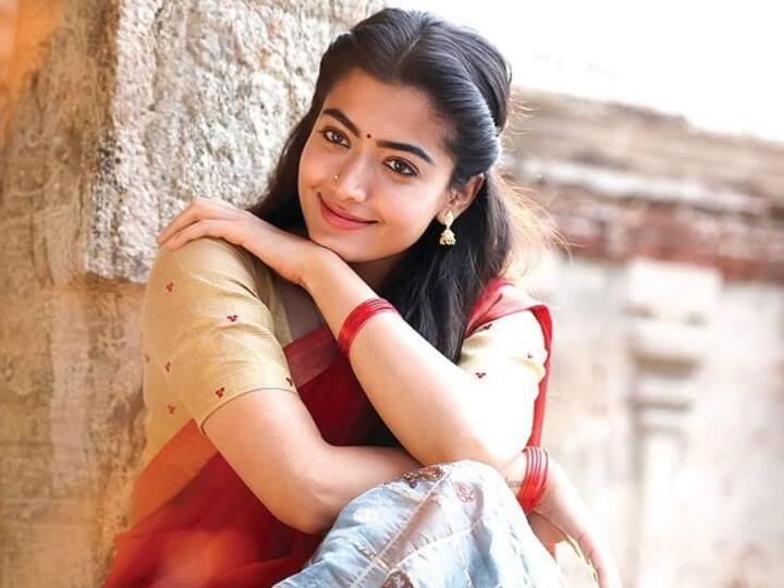 Fan vainly travels over 900 kms to see actress  Rashmika Mandanna Rashmika Mandanna Fan : ராஷ்மிகாவை காண கூகுள் மேப் உதவியோடு சரக்கு ஆட்டோவில் வந்த ரசிகர்!