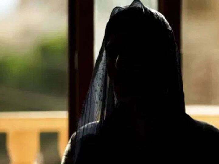 Jharkhand Husband, His Parents Thrash Woman, Hit Her on Private Parts for Not Conceiving Child दर्दनाकः झारखंड में पति सहित परिवार वालों ने महिला के प्राइवेट पार्ट पर गर्म रॉड से हमला किया 