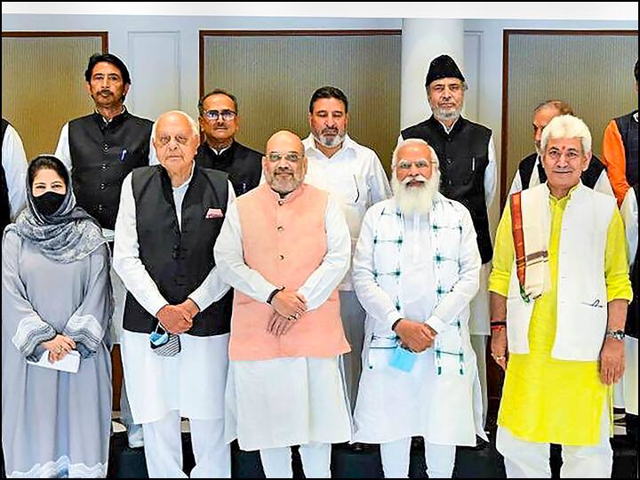 After meeting with Prime Minister Narendra Modi know which political leaders said what पीएम मोदी के साथ बैठक के बाद बोलीं महबूबा मुफ्ती- लोगों की भलाई के लिए हो पाकिस्तान से बातचीत, जानें बाकी नेताओं ने क्या कहा