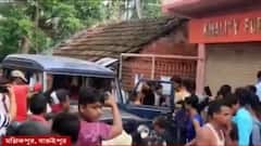 Mullickpur Station: ট্রেনের দাবিতে রণক্ষেত্র মল্লিকপুর স্টেশন, পুলিশকে লক্ষ্য করে ইটবৃষ্টি-ভাঙচুর গাড়ি