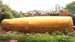 Tanker Accident: দ্বিতীয় হুগলি সেতু থেকে নামার সময় দুর্ঘটনা, ফোর্ট উইলিয়মের পাঁচিলে এসে পড়ল তেলের ট্যাঙ্কার