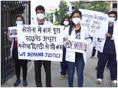 देहरादून में प्रशिक्षु डॉक्टरों ने स्टाइपेंड बढ़ाने को लेकर दिया धरना, प्रतिदिन मिल रहे सिर्फ 250 रुपये