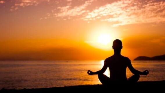 आज का राशिफल: मेष राशि वालों के लिए आज धन प्राप्ति का योग, जानें अपनी राशि का हाल