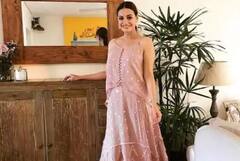 Dia Mirza House: ਇਕੋ-ਫਰੈਂਡਲੀ ਘਰ 'ਚ ਰਹਿੰਦੀ ਹੈ ਦੀਆ ਮਿਰਜ਼ਾ, ਹਰ ਥਾਂ ਲੱਗੇ ਰੁੱਖ-ਬੂਟੇ, ਘਰ ਦੀਆਂ Inside ਤਸਵੀਰਾਂ