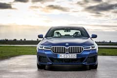 BMW 5 Series Photos : बीएमडब्लूची नवी 5 सीरिज भारतात लॉन्च, पाहा फीचर्स आणि किंमत