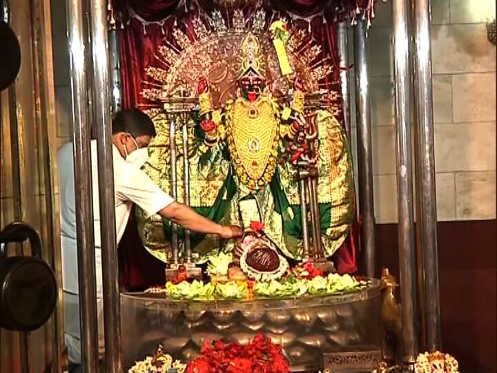 আজ, বৃহস্পতিবার জগন্নাথ দেবের স্নানযাত্রা উপলক্ষ্যে খুলে গেল দক্ষিণেশ্বর মন্দির। সকাল-বিকেল মিলিয়ে মোট ৭ ঘণ্টা খোলা থাকবে।