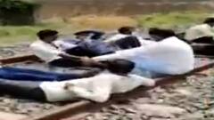 અમરેલીમાં રેલ રોકો આંદોલનમાં અજાણ્યા શખ્સો સામે રેલવે વિભાગે નોંધ્યો ગુનો, જુઓ વીડિયો