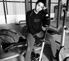 Priya BhavaniShankar : ’நல்லா சர்க்கஸ் பண்ற மேன் நீ!’ - ப்ரியா பவானிசங்கர் கலகல புகைப்படங்கள்!