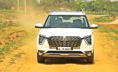 Hyundai Alcazar Petrol Review: जानें कैसे ये SUV से दूसरों से अलग, इन एडवांस फीचर्स से है लैस