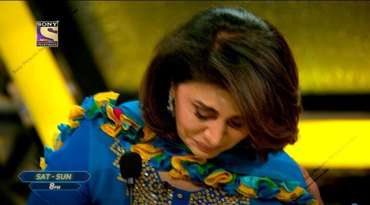 कई ऐसे गाने थे जिन्हें सुनकर वो इमोशनल हो गईं और फिर रो पड़ीं.