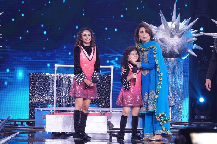 छोटे छोटे बच्चों की ऐसी परफॉर्मेंस देखकर वो काफी खुश थीं और सभी को सराहा भी.