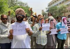 Bathinda 'ਚ ਅਨੋਖਾ ਪ੍ਰਦਰਸ਼ਨ, ਨਕਲੀ Captain ਨੇ ਚੁੱਕਿਆ ਨੌਕਰੀਆਂ ਦਾ ਮੁੱਦਾ