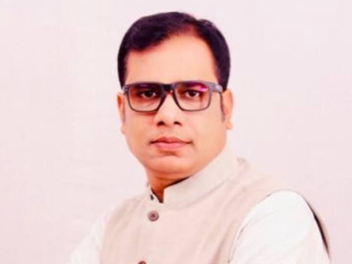 Jdu mla Sanjeev kumar wrote letter to cm nitish kumar and demands to remove khagaria sp ann बिहारः JDU के विधायक को SP से जान का खतरा, CM नीतीश को लिखा पत्र, कहा- हटाइए इसको