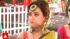 Anupamaa saves Kavya from falling during 'Vat Savitri' pooja