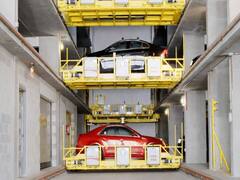 Mumbai: देश की आर्थिक राजधानी को मिला पहला मल्टी लेवल रोबोटिक शटल पार्किंग सिस्टम, पढ़ें डिटेल