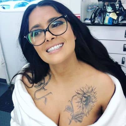 ब्रेस्ट साइज बढ़ने पर ट्रोल हुईं ये एक्ट्रेस 6 Salma Hayek News: ब्रेस्ट साइज बढ़ने पर ट्रोल हुईं ये एक्ट्रेस तो दिया करारा जवाब, कहा- ये नेचुरल हैं