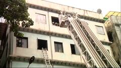 Mumbai : दक्षिण मुंबईत फोर्ट परिसरात पाच मजली इमारतीचा स्लॅब कोसळला, 34 जणांना सुखरुप वाचवण्यात यश