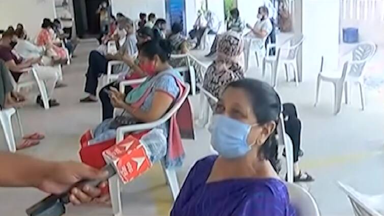 Vaccine stock dwindles within four days of vaccination drive, online registration closed વેક્સિનેશન મહાઅભિયાન શરૂ થયાના ચાર દિવસમાં જ રસીનો સ્ટોક ખૂટી પડ્યો, ઓનલાઈન રજિસ્ટ્રેશન પણ બંધ
