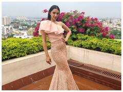 Kabir Singh की प्रीति 'Kiara Advani' को है पिंक कलर से प्यार, इंडियन से वेस्टर्न तक इस रंग के ड्रेसेज का है भंडार