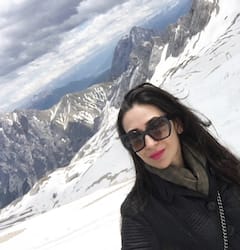 Happy Birthday Karishma Kapoor : 47 व्या वर्षी सुद्धा हॉट दिसते करिश्मा कपूर, आज वाढदिवस!