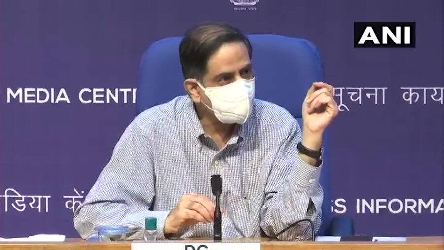 Vaccination for Pregnant Women : गर्भवती महिलांना कोरोनाची लस दिली जाऊ शकते : ICMR Ministry of Health has given the guidelines that vaccine can be given to pregnant women: DG, ICMR Vaccination for Pregnant Women : गर्भवती महिलांना कोरोनाची लस दिली जाऊ शकते : ICMR