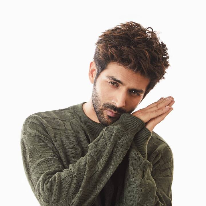 साल 2019 में फोर्ब्स इंडिया के टॉप- 100 सेलिब्रिटी की लिस्ट में कार्तिक आर्यन 67 वें स्थान पर थे. उस समय उनकी कमाई 10.38 करोड़ रुपये थी.