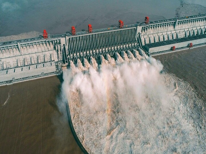 Top 10 Dams: பிரம்மிக்க வைக்கும்  கட்டுமானம்..  உலகின் டாப் 10 அணைகள்