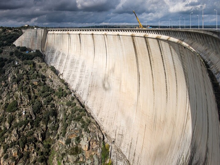 Top 10 Dams: பிரம்மிக்க வைக்கும்  கட்டுமானம்..  உலகின் டாப் 10 அணைகள்