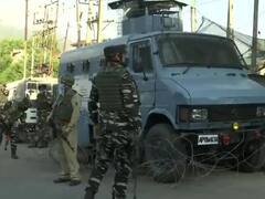 Srinagar : काश्मीरमध्ये CRPF च्या जवानांवर दहशतवादी हल्ला, तीन नागरिक जखमी