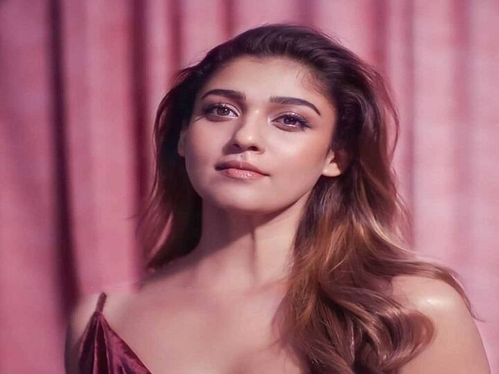 Is Nayanthara going to Bollywood with a film directed by Aadli with Shah Rukh Khan? Nayanthara | ஷாருக்கானுக்கு ஜோடியாகும் நயன்தாரா? - ட்விட்டரில் தெறிக்கவிடும் ரசிகர்கள்!
