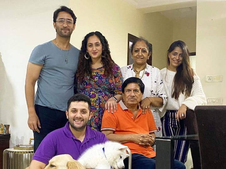 Shaheer Sheikh Confirms Wife Ruchikaa Kapoor Pregnancy With Instagram Post Shaheer Sheikh Confirms Wife Ruchikaa’s Pregnancy With Beautiful Family Portrait