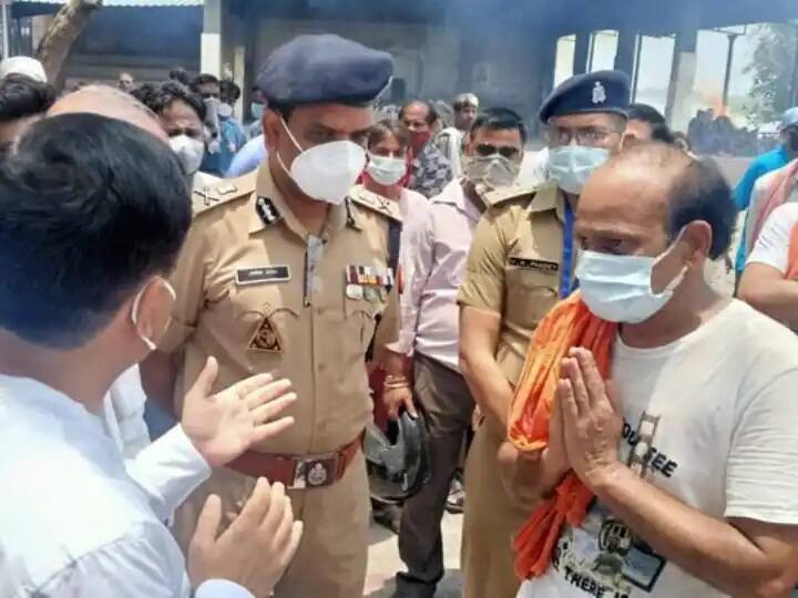 Kanpur Woman Dies after being Stuck in Traffic for President Ramnath Kovind convoy 4 Cops Suspended রাষ্ট্রপতির কনভয়ের জন্য বন্ধ রাস্তা, ট্রাফিকে আটকে মৃত্যু অসুস্থ মহিলার, সাসপেন্ড ৪ পুলিশকর্মী