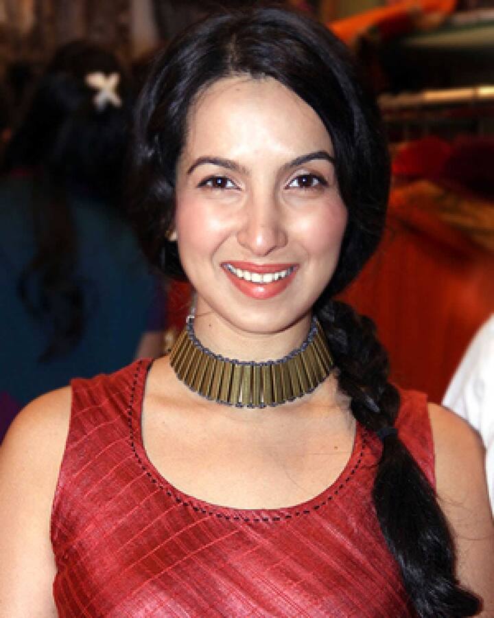 Shraddha Nigam - श्रद्धा निगम ने भी काफी टीवी सीरियल्स में काम किया. उनके 'कृष्णा-अर्जुन' शो को लोगों ने खूब पसंद किया. हिट होने के बाद श्रद्धा ने करण सिंह ग्रोवर से शादी कर ली, मगर दोनों ने जल्दी ही तलाक ले लिया. हालांकि, अब श्रद्धा लाइमलाइट से दूर हैं.