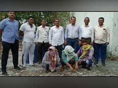 Dhule : शिरपूर बनावट मद्यसाठा कारवाई, राज्य उत्पादन शुल्क विभागाचे पाच अधिकारी आणि कर्मचारी निलंबित