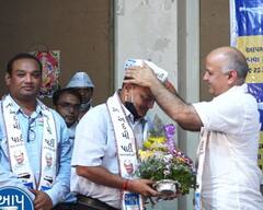 कर्मचाऱ्यांना बोनस म्हणून कार-घर गिफ्ट देणारे हिरे व्यापारी महेश सवानींचा AAPमध्ये प्रवेश  