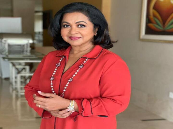 ராதிகா சரத்குமார் ஒரு நடிகை , தயாரிப்பாளர் தமிழ் , தெலுங்கு , கன்னட மொழிகளில் நடித்துள்ளார்
